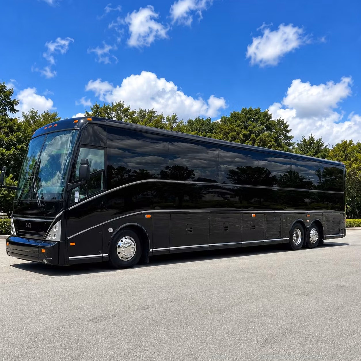 charter buses and party buses to first interstate arena at metrapark in billings